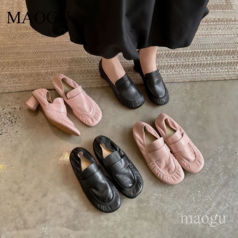 Vintage Fashion Ladies - Soft Leather Loafers Women's Pleated Round