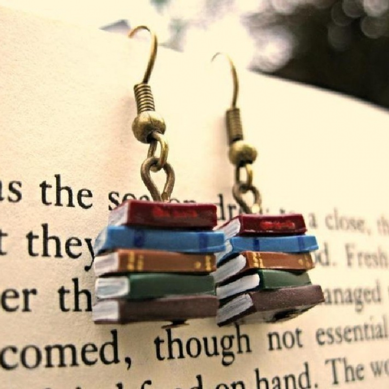 Vintage Library Book Stack Ear - Vintage Fashion Coloring Book ulasan dan harga