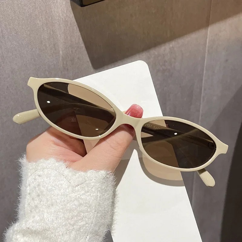 New Retro Sexy Cat Eye Sunglas - Vintage Fashion Images ulasan dan harga