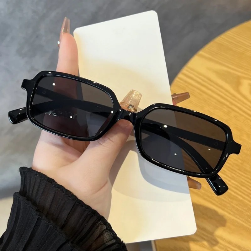 Luxurious Rectangle Sunglasses - Vintage Fashion Images ulasan dan harga