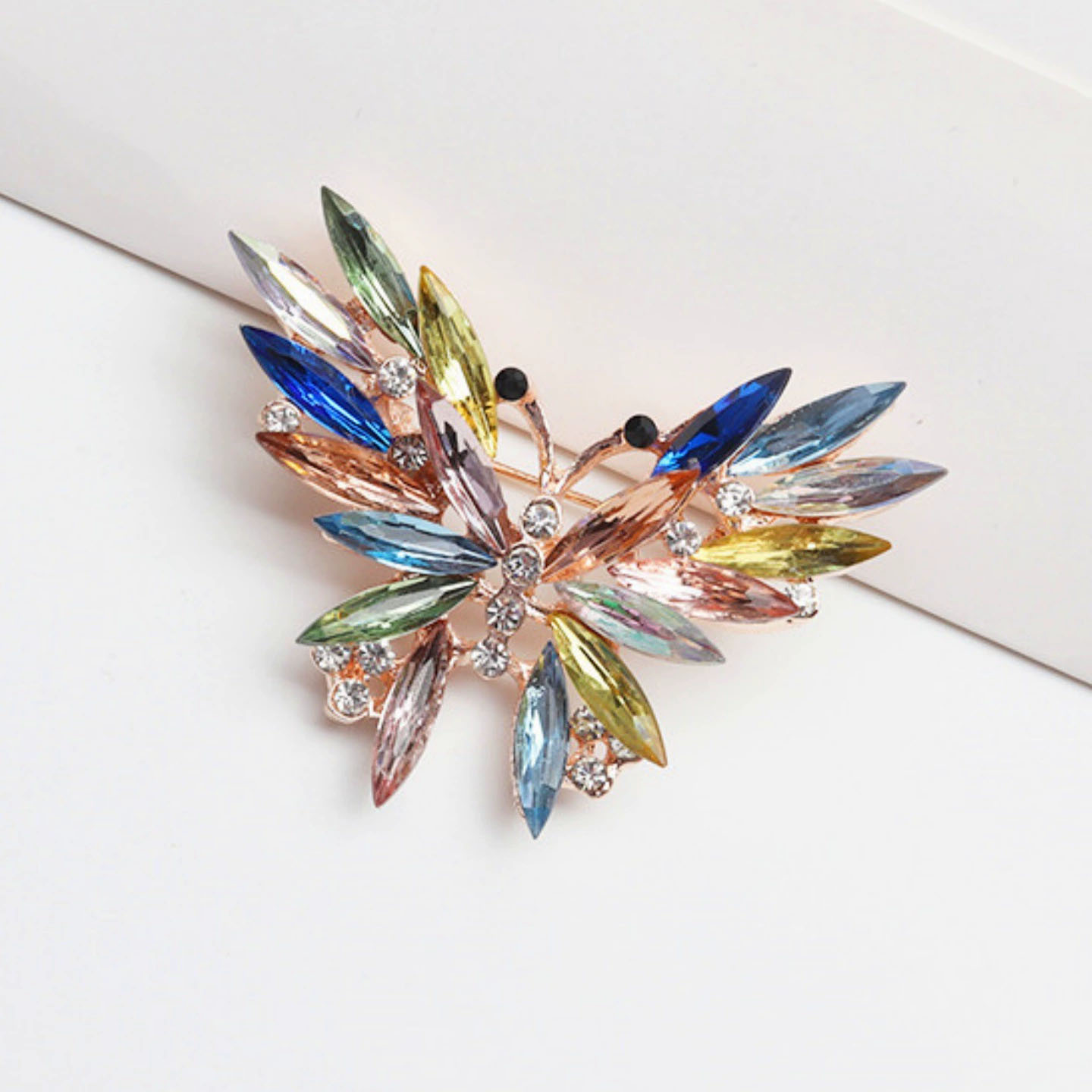 Vintage Gold-Tone Cicada Brooc - Vintage Fashion Enthusiasts ulasan dan harga