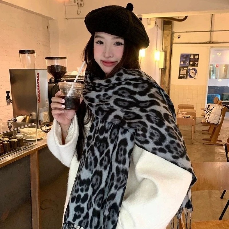 2025 New Retro Silk Leopard Pa - Vintage Fashion Style Men ulasan dan harga