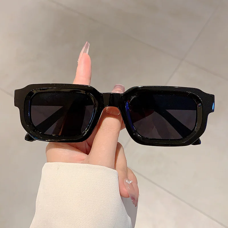 Vintage Rectangle Frame Sungla - Vintage Fashion Images ulasan dan harga