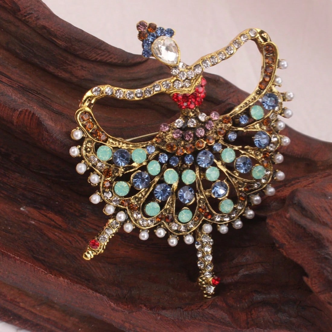 Vintage Gold-Tone Ballet Dance - Vintage Fashion Enthusiasts ulasan dan harga