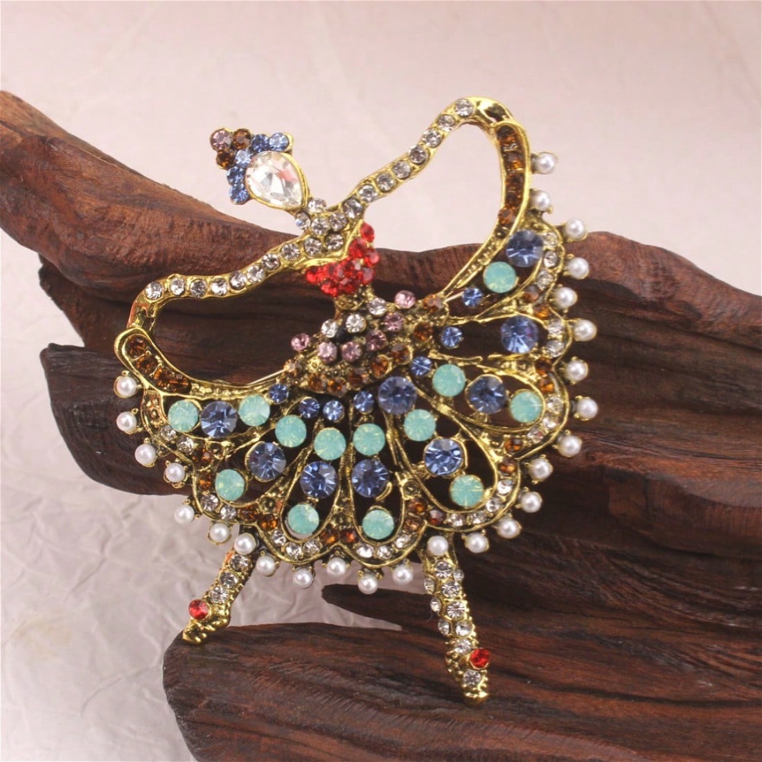 Vintage Gold-Tone Ballet Dance - Vintage Fashion Enthusiasts ulasan dan harga